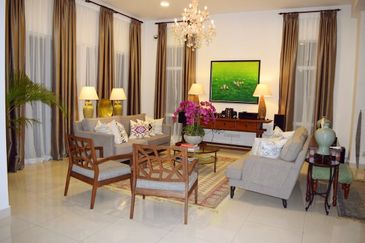 MYDiva, Perdana Lakeview East