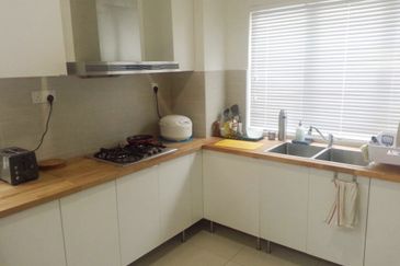 MYDiva, Perdana Lakeview East