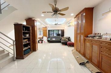 Seksyen 11, Shah Alam