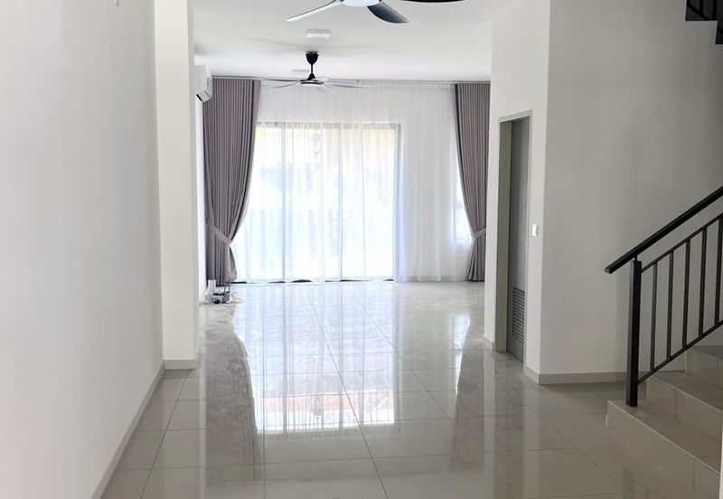 Setia Warisan Tropika