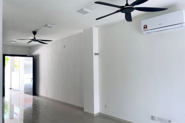 Setia Warisan Tropika