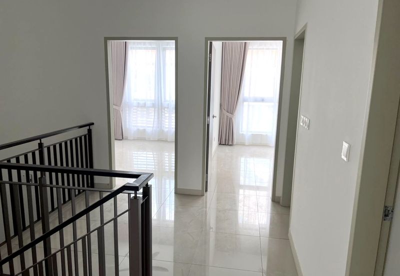 Setia Warisan Tropika