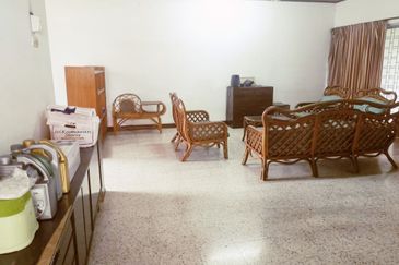 Semi D Double Storey Petaling Jaya For Sale