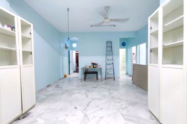 Kekwa Apartment @ Putra Perdana