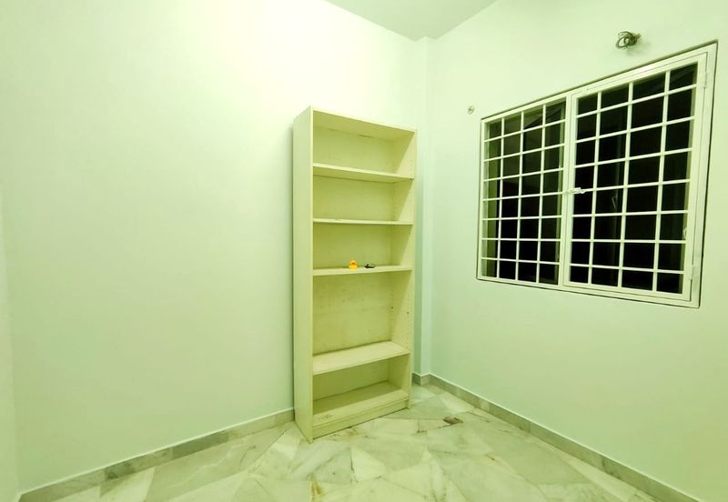 Kekwa Apartment @ Putra Perdana