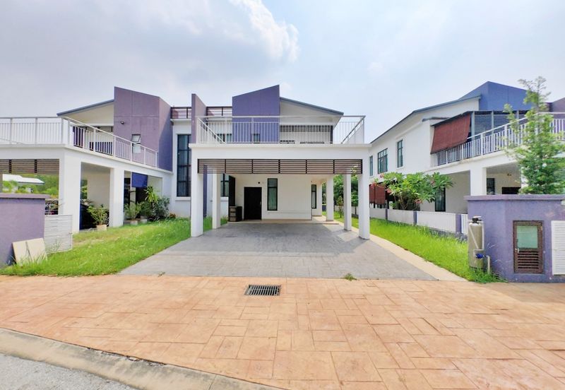 Perdana Lakeview East