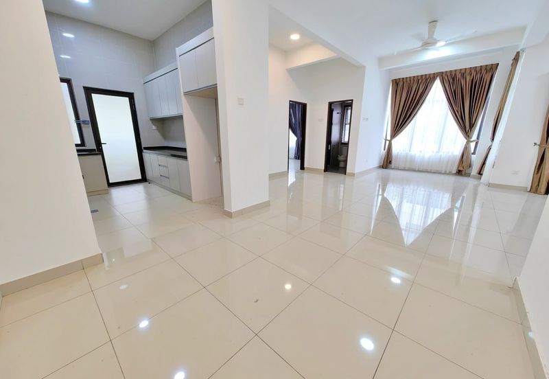 Perdana Lakeview East