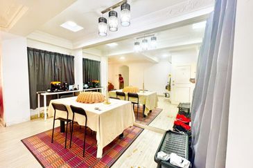 Bayu Tasik Condominium