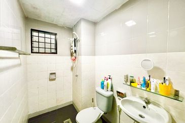 Bayu Tasik Condominium