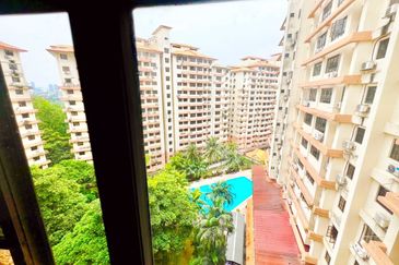 Bayu Tasik Condominium