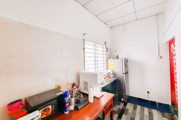 Residensi Bistaria, Ukay Bistari