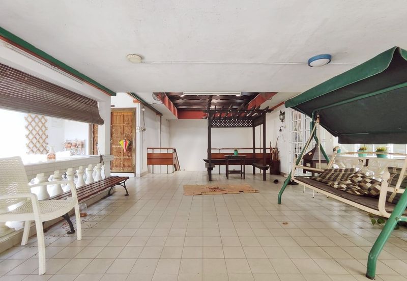 50% Discount Cheapest 4 Storey Bungalow House Taman Duta KL for rent