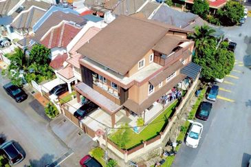 Corner Triple Storey Setiawangsa Kuala Lumpur for sale