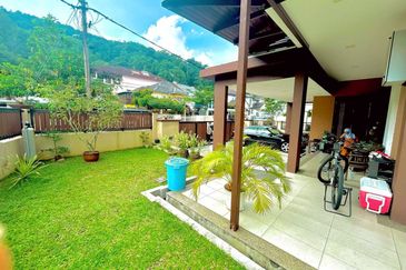Corner Triple Storey Setiawangsa Kuala Lumpur for sale