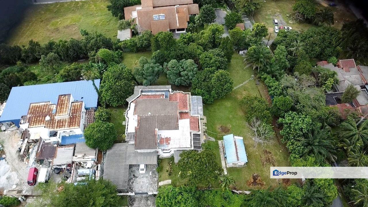 Triple Storey Bunglow Bukit Segambut Kuala Lumpur for sale, Kuala Lumpur, Segambut