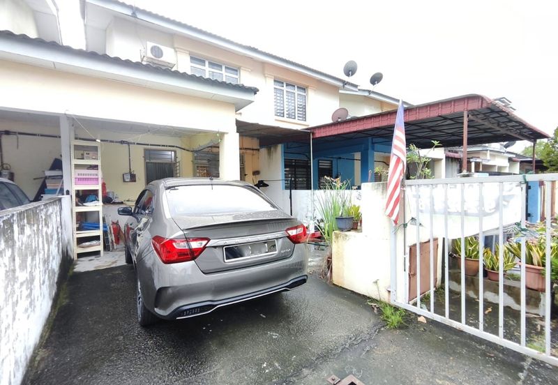 La Cottage Taman Putra Perdana