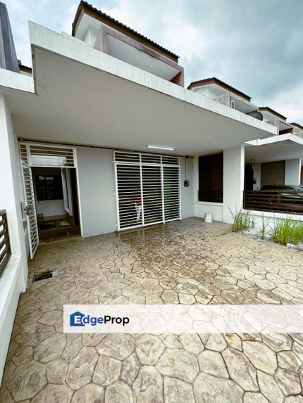 Double storey Saujana KLIA Kota Warisan for rent, Selangor, Sepang