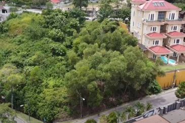 Jalan Tengku Ampuan Zabedah E 9/E