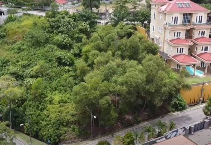 Jalan Tengku Ampuan Zabedah E 9/E