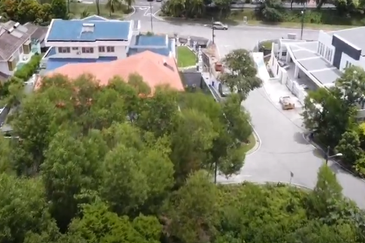 Jalan Tengku Ampuan Zabedah E 9/E