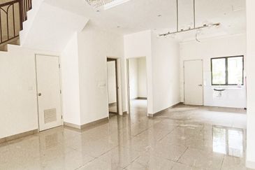 Monet Springtime @ Sunsuria City