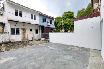La Cottage Taman Putra Perdana