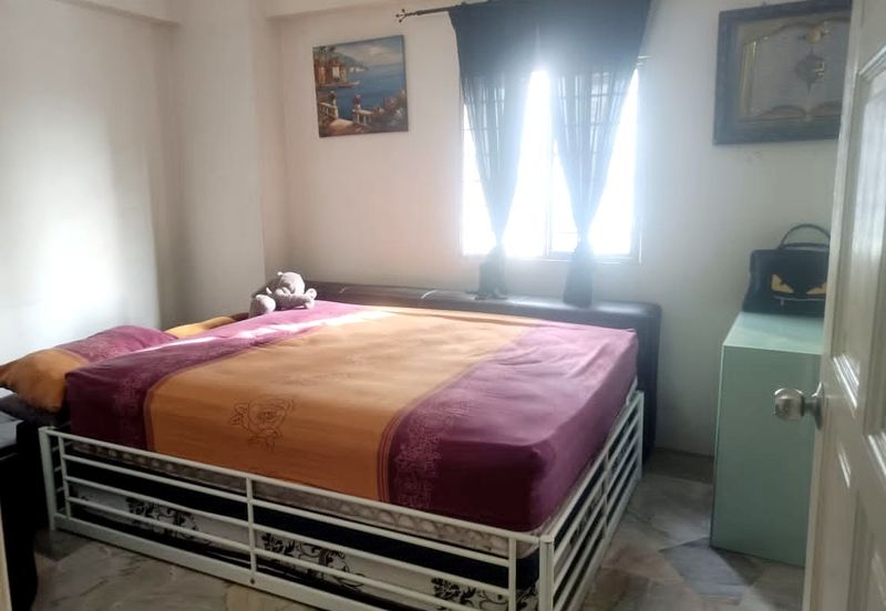 Pandan Heights Condominium