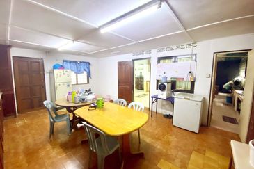 Double Storey Corner Lot Terrace House  Melawati KL For Sale