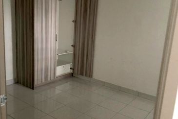 Neos @ PandanMas Townhouse