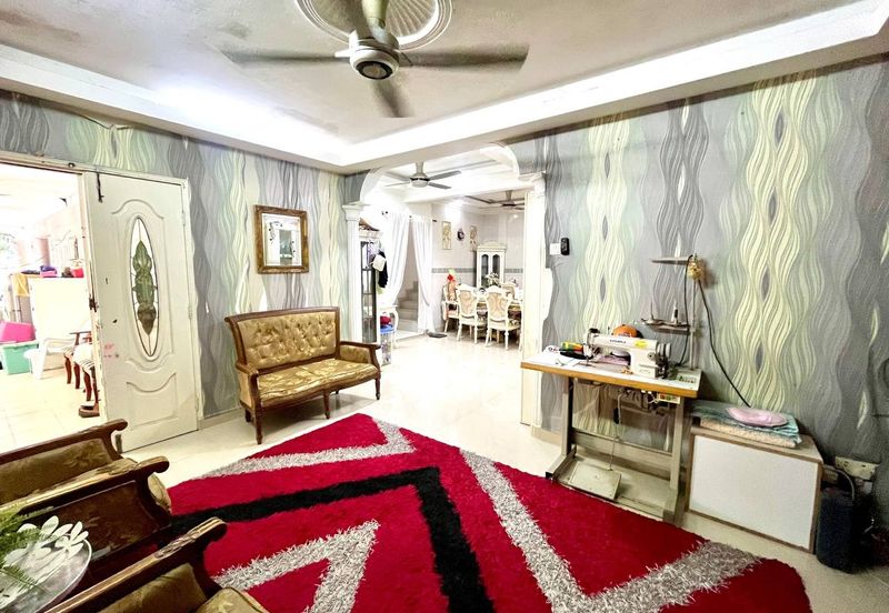 Corner Lot Double Storey Bandar Tasik Selatan KL for sale