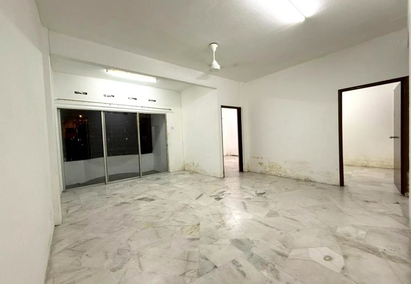 Kekwa Apartment @ Putra Perdana