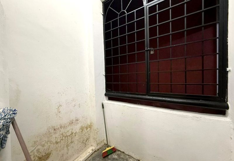 Kekwa Apartment @ Putra Perdana