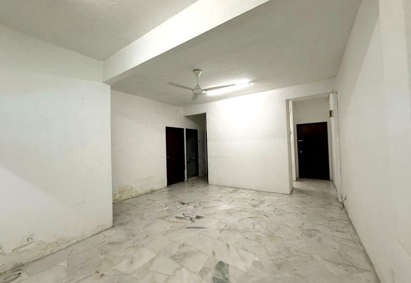 Kekwa Apartment @ Putra Perdana