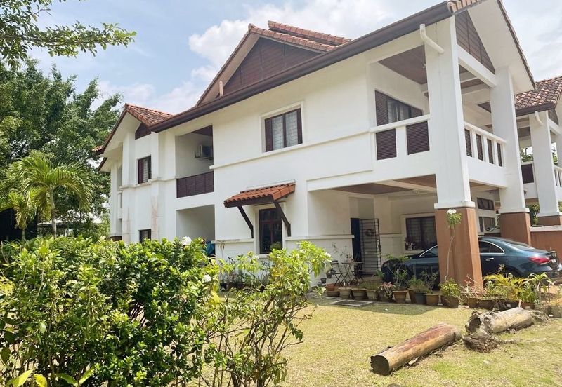 Corner Semi D Double Storey Terrace House Putrajaya for sale