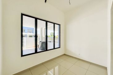 Seksyen 30, Shah Alam