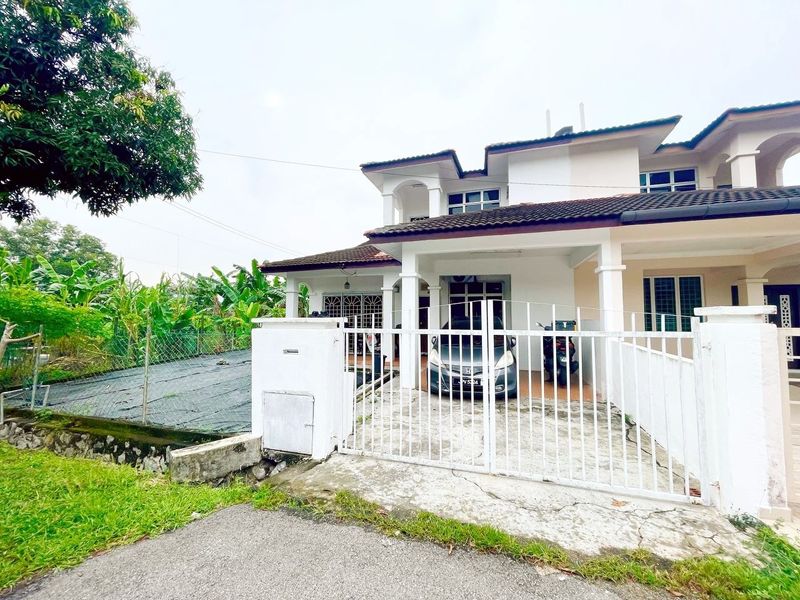 1.5 Storey Semi D Bandar Rinching Seksyen 3 Semenyih, Selangor, Semenyih