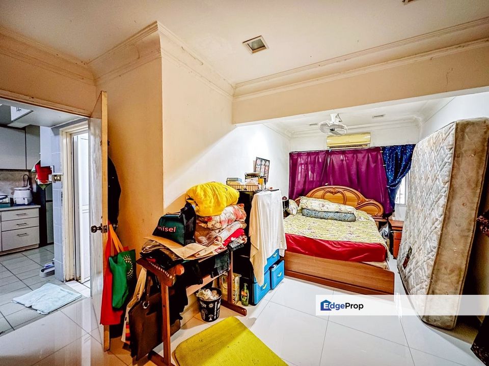 2.5 Storey Terrace Taman Pinggiran Ukay Ampang, Selangor, Ulu Kelang