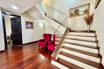 Bangi Lakehill Villas