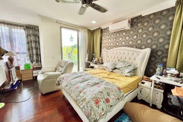 Bangi Lakehill Villas