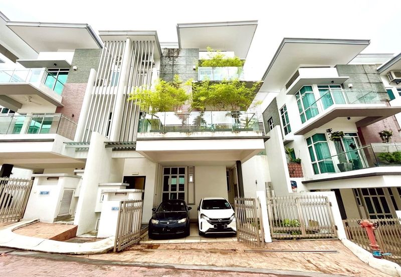 Saville @ The Park - Twin Villa