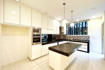 Saville @ The Park - Twin Villa