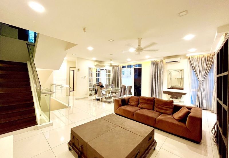 Saville @ The Park - Twin Villa