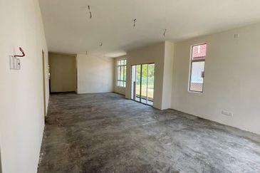 Taman Tasik Semenyih (Lake Residence)