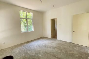 Taman Tasik Semenyih (Lake Residence)