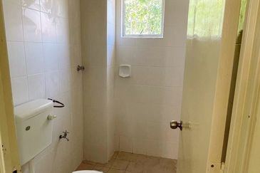 Taman Tasik Semenyih (Lake Residence)