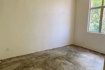 Taman Tasik Semenyih (Lake Residence)