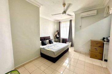 Pusat Bandar Putra Permai