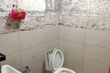 Taman Lembah Keramat AU5