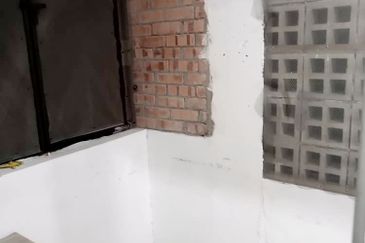 Taman Lembah Keramat AU5