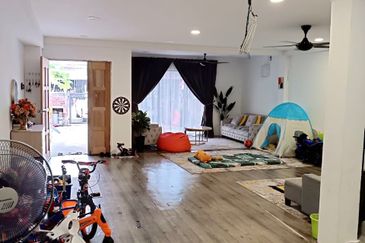 Taman Lembah Keramat AU5